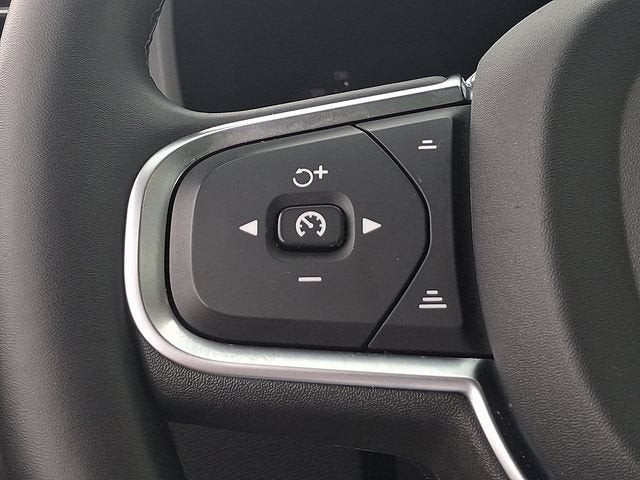 2023 Volvo XC60 Core