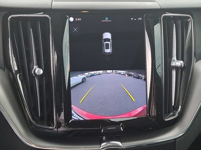 2023 Volvo XC60 Core