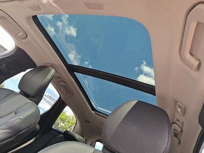 2023 Volvo XC60 Plus Dark Theme