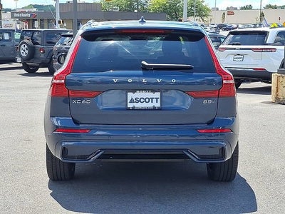 2023 Volvo XC60 Plus Dark Theme
