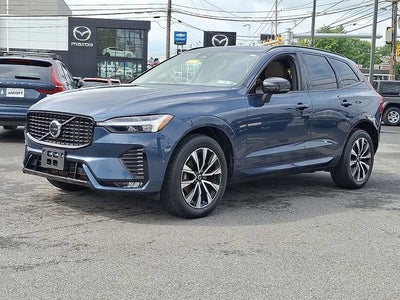2023 Volvo XC60 Plus Dark Theme