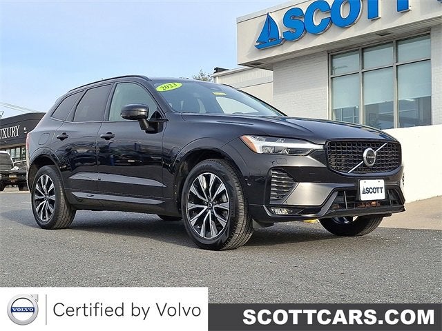 2023 Volvo XC60 Plus Dark Theme