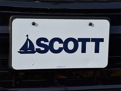 2023 Volvo XC60 Plus Dark Theme