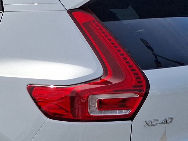 2026 Volvo XC40 Plus