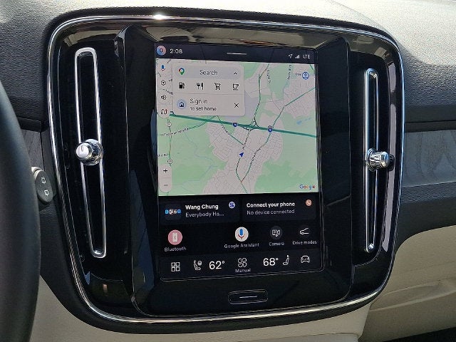 2026 Volvo XC40 Plus