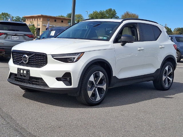 2026 Volvo XC40 Plus