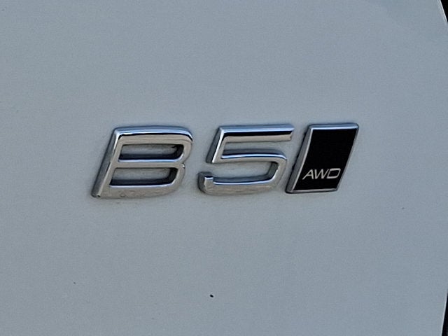 2026 Volvo XC40 Plus