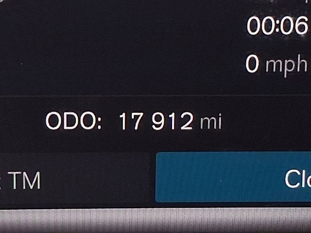 2025 Volvo XC40 Ultra Dark Theme