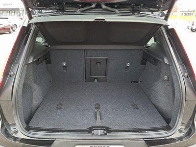 2025 Volvo XC40 Ultra Dark Theme