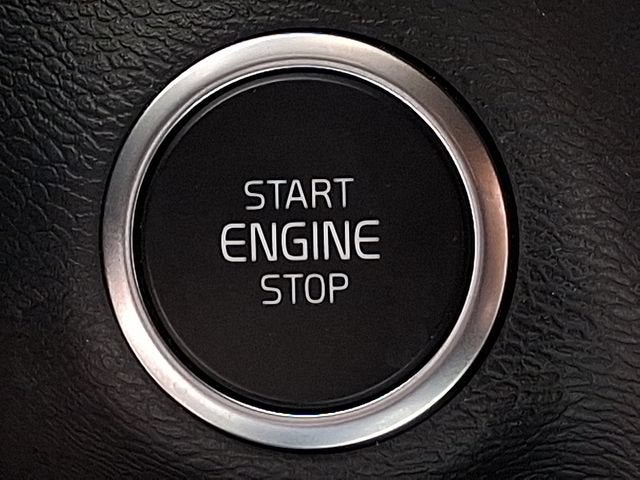 2023 Volvo XC40 Core