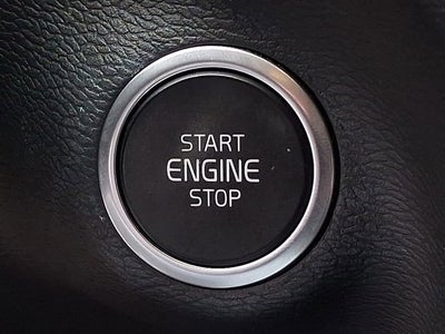 2023 Volvo XC40 Core