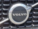 2023 Volvo XC40 Plus Dark Theme