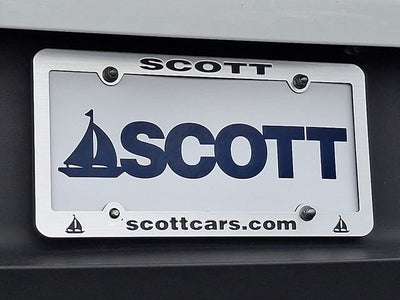 2023 Volvo XC40 Plus Dark Theme