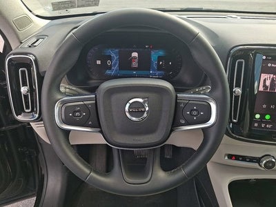 2023 Volvo XC40 Plus Dark Theme