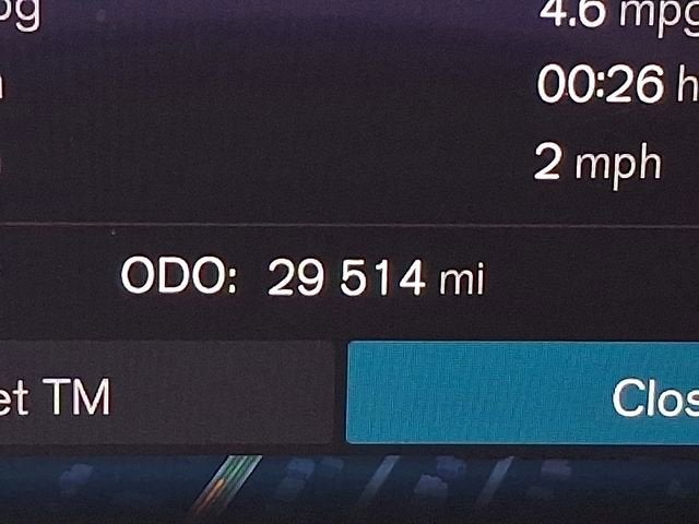 2023 Volvo XC40 Plus Dark Theme