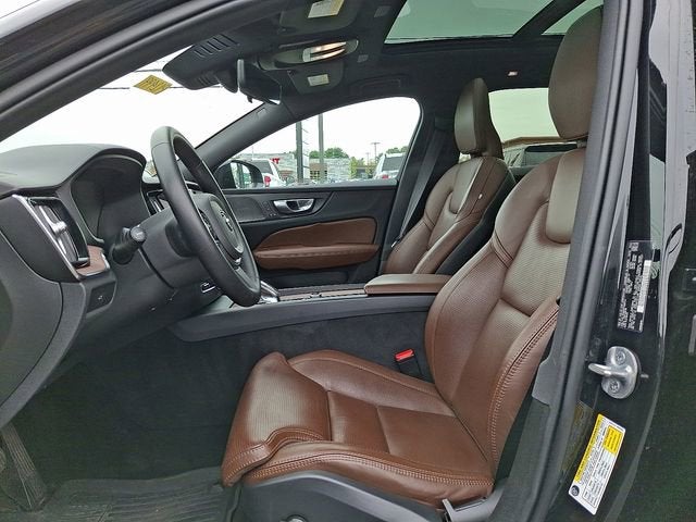 2024 Volvo V60 Cross Country Ultimate