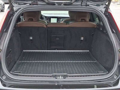 2024 Volvo V60 Cross Country Ultimate