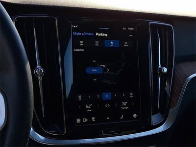 2025 Volvo V60 Cross Country Plus