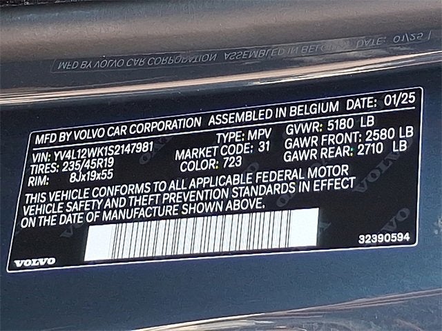 2025 Volvo V60 Cross Country Plus