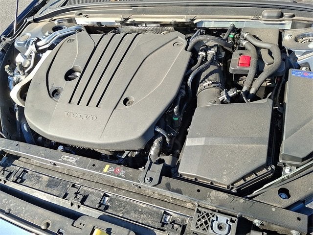 2025 Volvo V60 Cross Country Plus