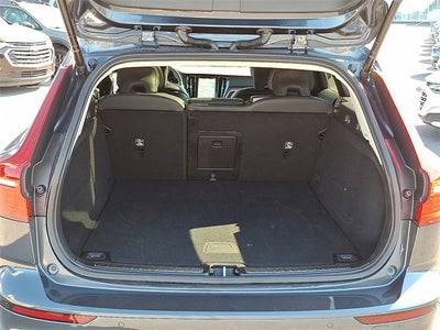 2025 Volvo V60 Cross Country Plus