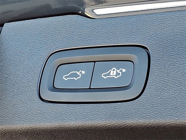 2025 Volvo V60 Cross Country Plus