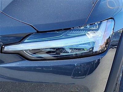 2025 Volvo V60 Cross Country Plus