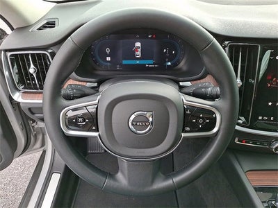 2025 Volvo V60 Cross Country Plus