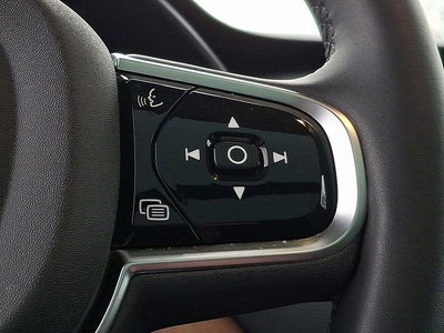 2025 Volvo XC90 Plus