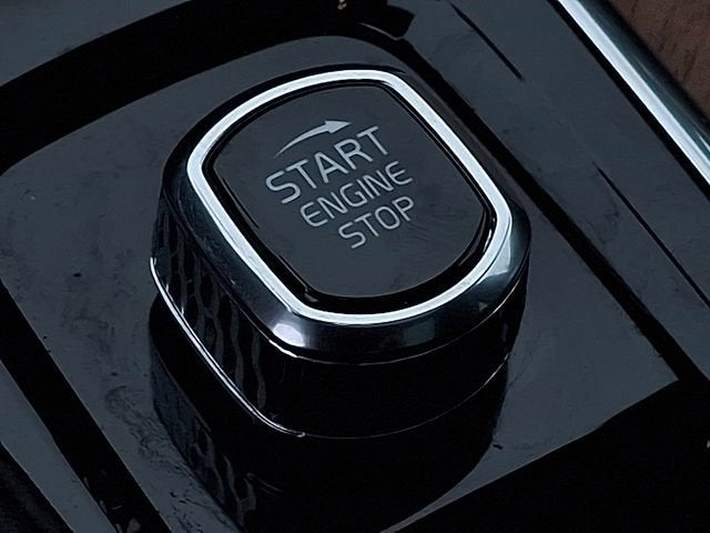 2025 Volvo XC90 Plus