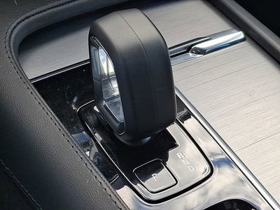 2025 Volvo XC90 Core