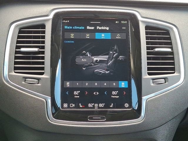 2025 Volvo XC90 Core