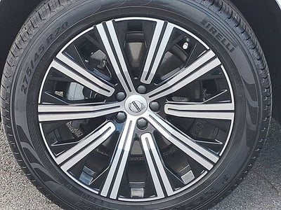 2025 Volvo XC90 Core