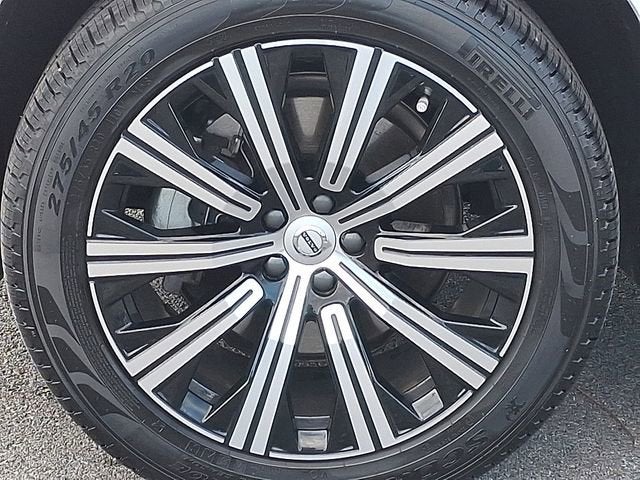 2025 Volvo XC90 Core