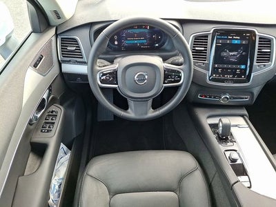 2025 Volvo XC90 Core
