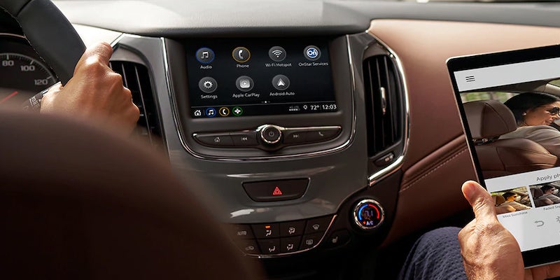 Interior view of 2018 Chevrolet Cruze